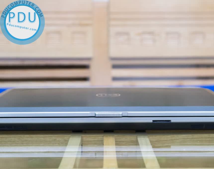 Dell Latitude E6530 i7 3520M | RAM 4 GB | HDD 320G | 15.6” HD | Card rời NVIDIA NVS 5200M