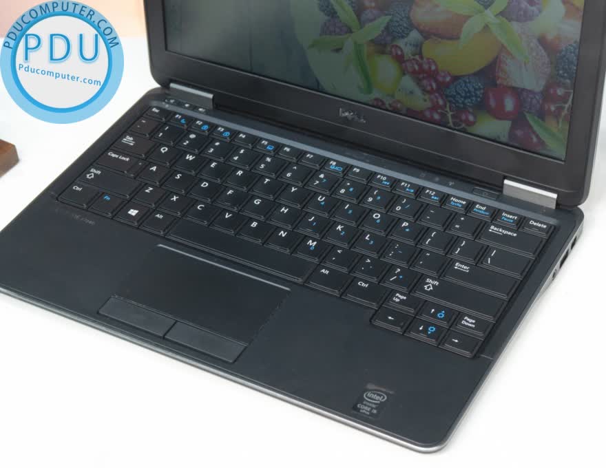 Dell Latitude E7240 i7 4600U | RAM 4 GB | SSD 128GB | 12.5” HD | Card on