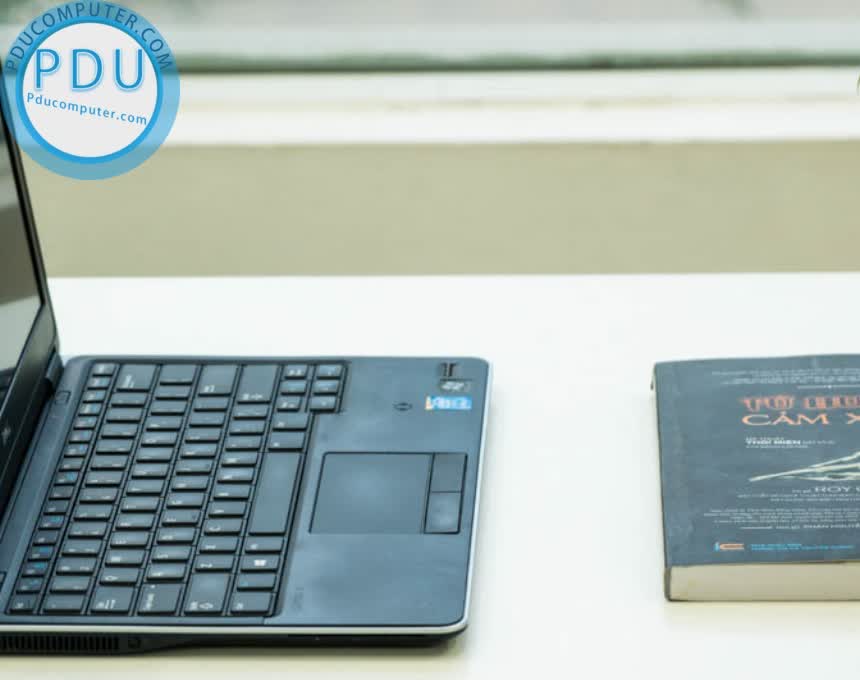 Dell Latitude E7440 |i7-4600U | Ram 4GB | SSD 128GB |Màn HD