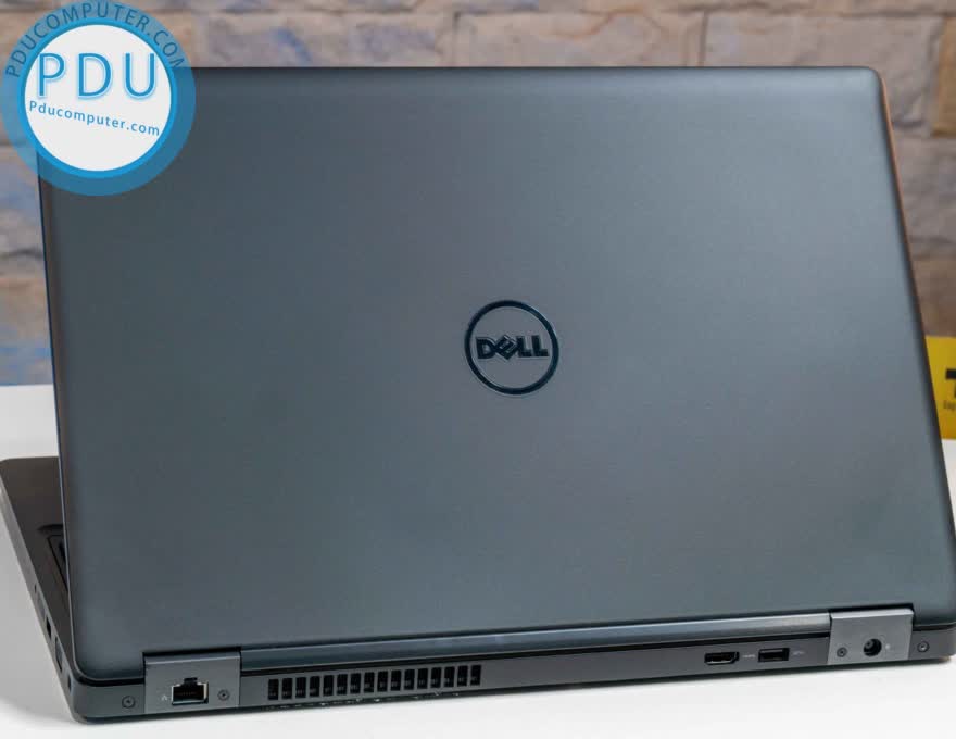Dell Precision 3520 15.6 inch Core i7 7700HQ / RAM 8GB / SSD 256GB / NVIDIA Quadro M620 GDDR5
