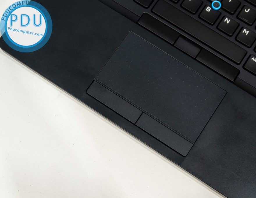 Dell Precision 3520 15.6 inch Core i7 7700HQ / RAM 8GB / SSD 256GB / NVIDIA Quadro M620 GDDR5