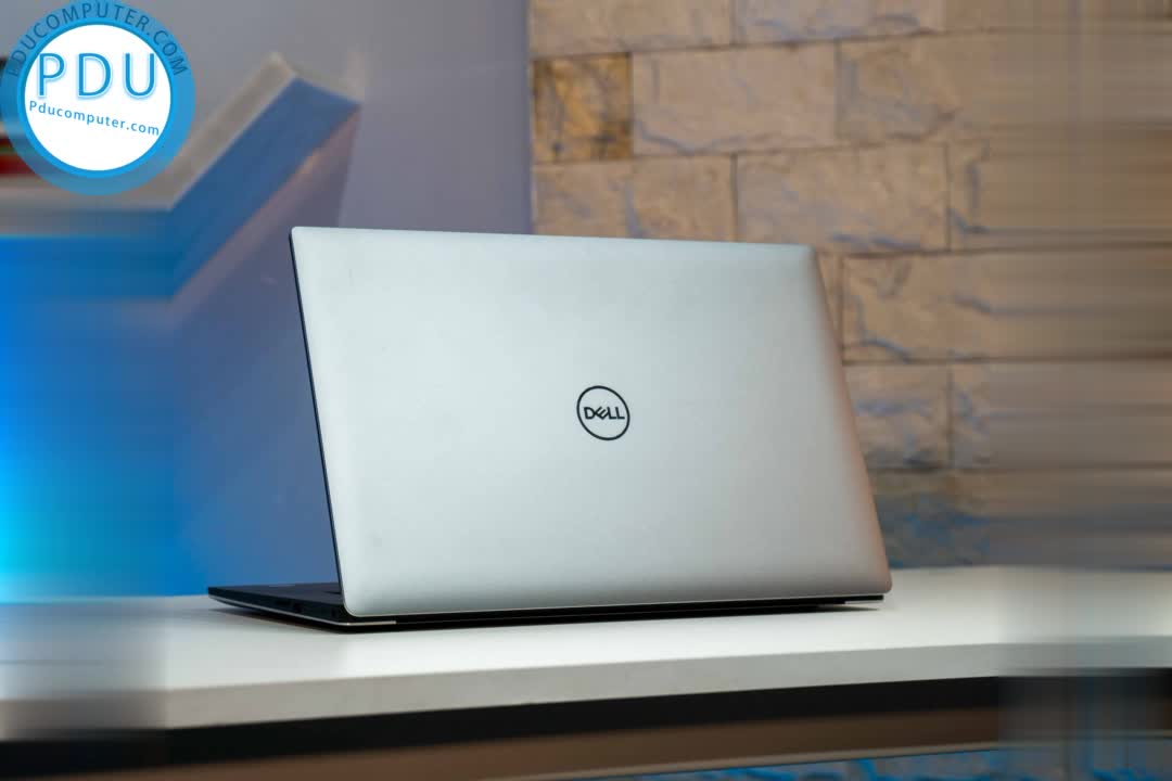 Dell Precision 5540 Core i7 9750H / RAM 16GB / SSD 512GB / NVIDIA Quadro T1000 / FHD