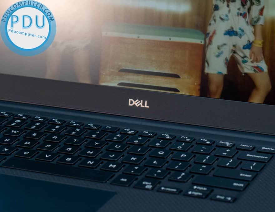 Dell Precision 5540 Core i7 9750H / RAM 16GB / SSD 512GB / NVIDIA Quadro T1000 / FHD