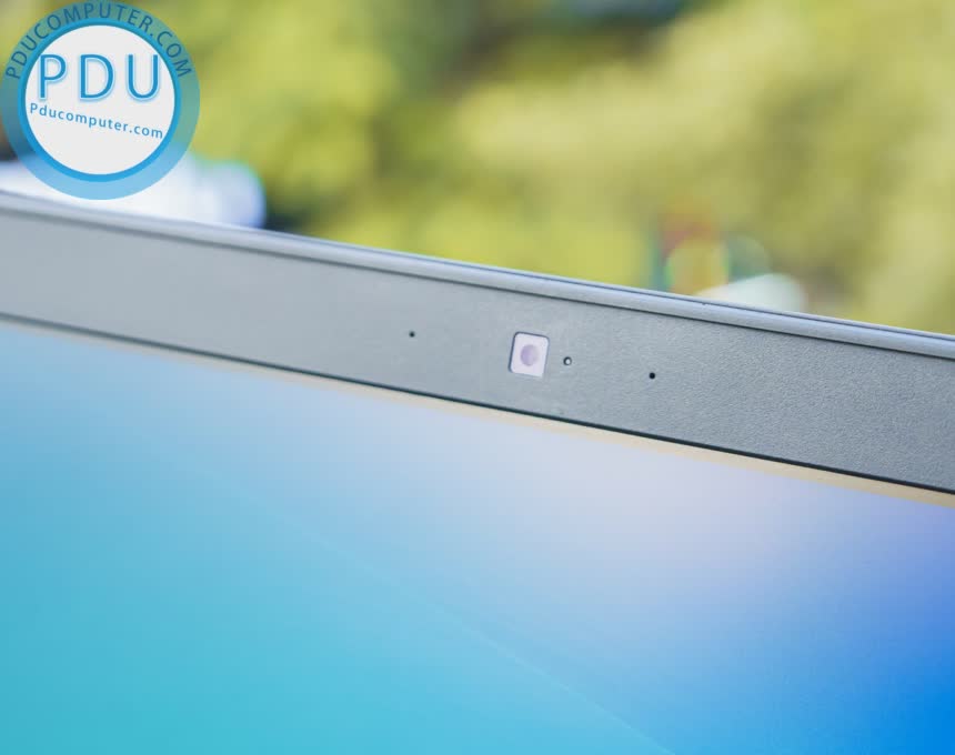 Dell Precision 7520 Core i7- 6820HQ| RAM 16GB| SSD 512GB| Quadro M1200M| 15.6″ FHD