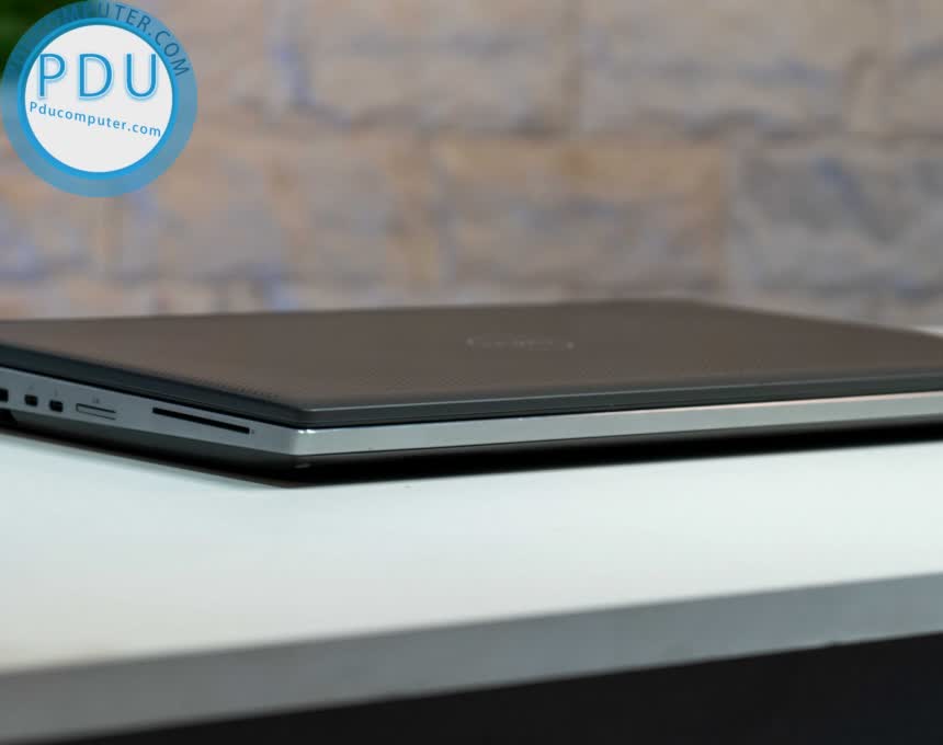 Dell Precision 7540 / i7-9750H / RAM 16GB / SSD 512GB / FHD IPS / NvidiaQuadro T1000