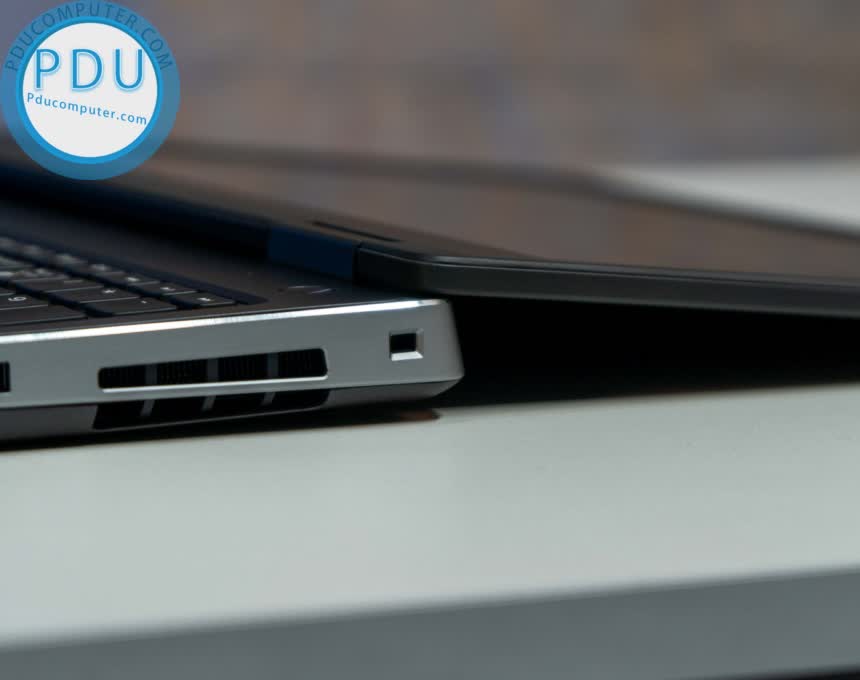 Dell Precision 7540 / i7-9750H / RAM 16GB / SSD 512GB / FHD IPS / NvidiaQuadro T1000