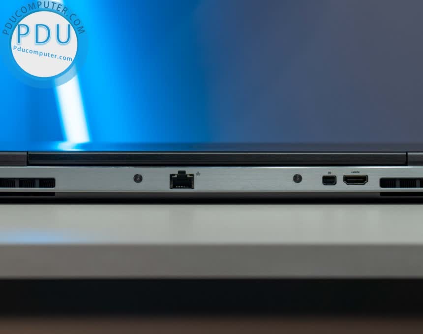 Dell Precision 7540 / i7-9750H / RAM 16GB / SSD 512GB / FHD IPS / NvidiaQuadro T1000