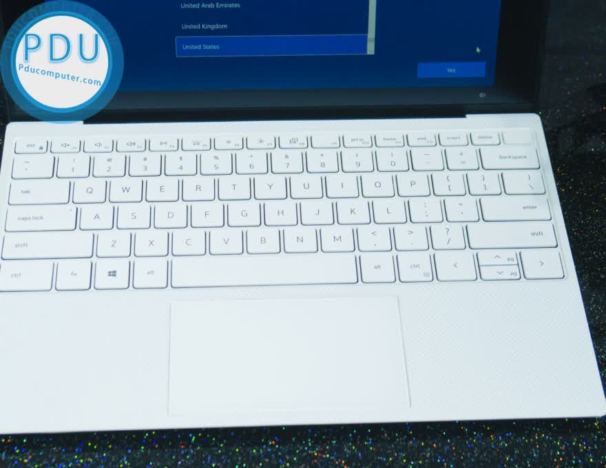 Dell XPS 13 9300 (2020) 10th 13.3″ Win10 Core i5 1035G1 / RAM 8GB / SSD 256GB / FHD