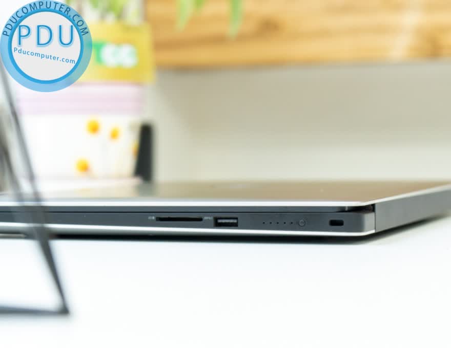 Dell XPS 9560 Likenew 98-99% | i7 7700HQ | RAM 16GB | SSD 512 GB PCIe | VGA nVIDIA Geforce 1050 | Màn 15.6″ FHD