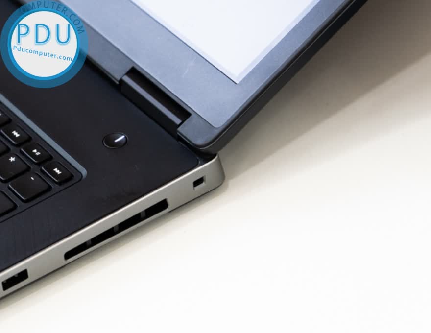 Laptop Cũ Dell Precision 7730 Core i7 – 8850H| RAM 32GB| SSD 512GB| P3200| 17.3 FHD