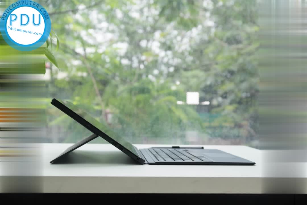 laptop Dell Latitude E7275 Core M7-6Y5M Ram 8G ổ cứng SSD 256G màn hình 12,5 Full HD cảm ứng