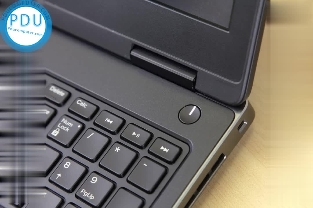 Dell Precision 7740 Core i7-9750H| Ram 8g| SSD 256g| Card RTX 3000 (6GB)| FHD