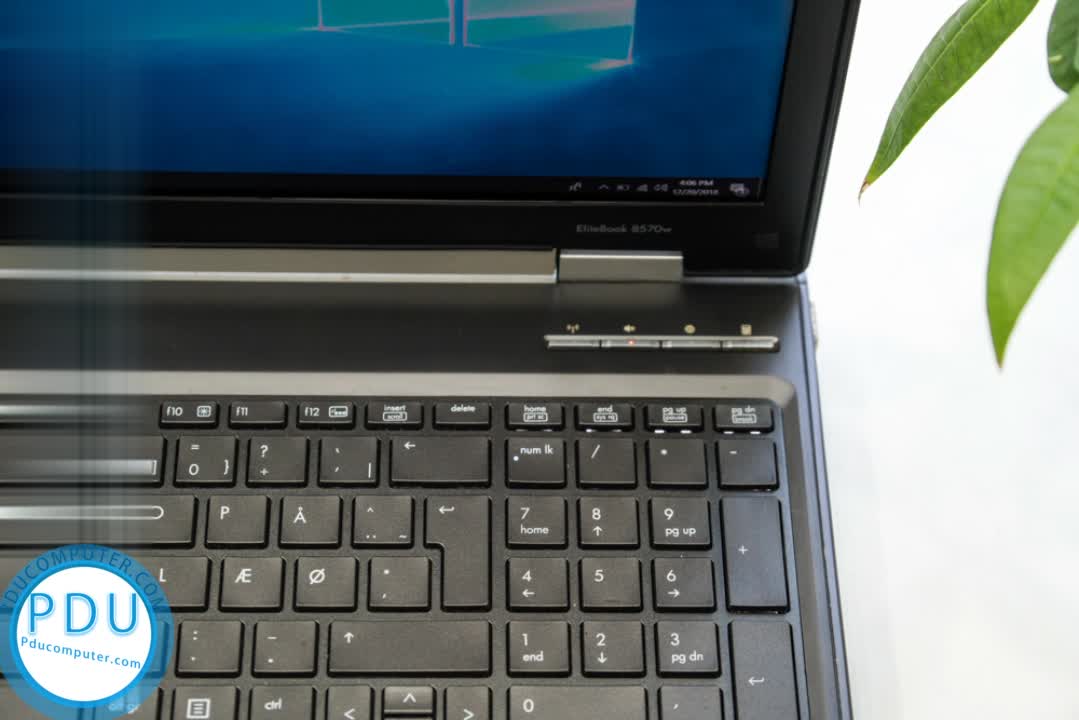 HP Elitbook 8570w (Core i7 3820QM, RAM 8GB, HDD 500GB, NVidia Quadro K2000M, 15.6 Full HD