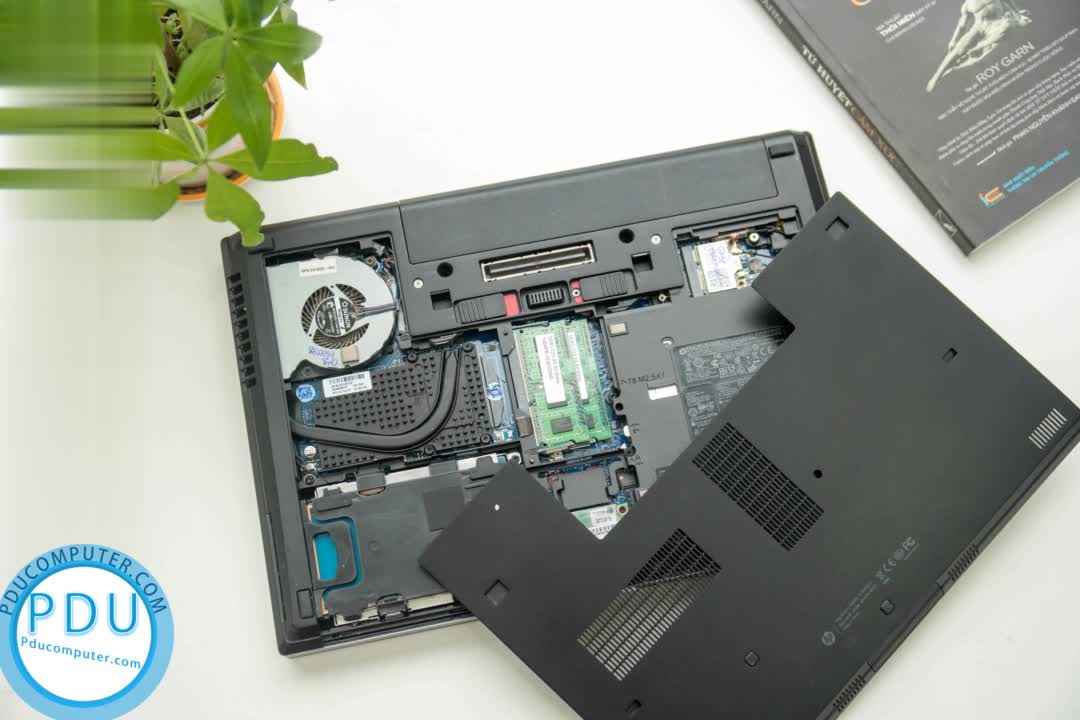 Hp Elitebook 8470p i5 3320M | RAM 4 GB | HDD 250G | 14.0” HD | Card on