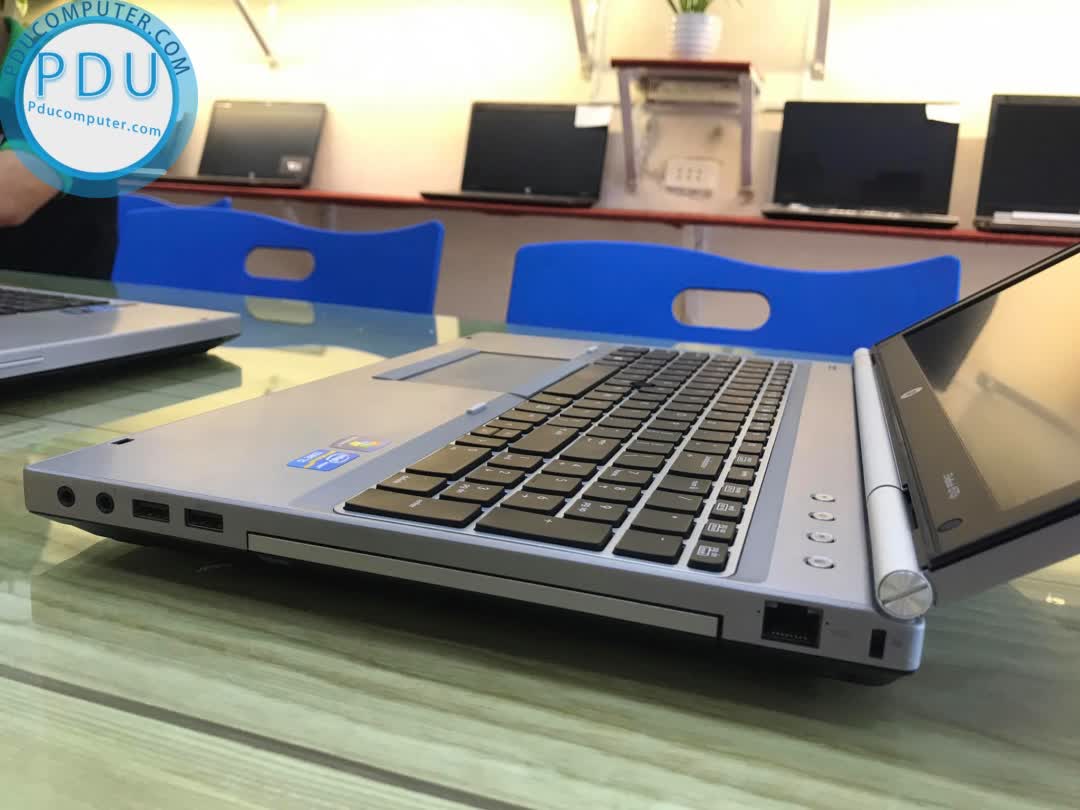 Hp Elitebook 8570p i5 3320M | RAM 4G | HDD 250G | 15.6” HD | Card On
