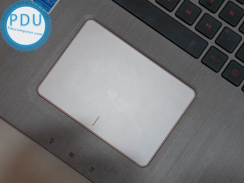 Asus ROG GL702VSK i7-7700HQ| Ram 16GB| HDD 1TB| FHD| GTX 1070 (8GB)