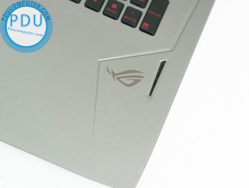 Asus ROG GL702VSK i7-7700HQ| Ram 16GB| HDD 1TB| FHD| GTX 1070 (8GB)