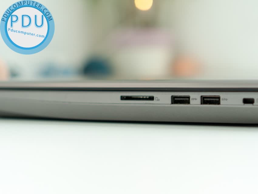 Asus ROG GL702VSK i7-7700HQ| Ram 16GB| HDD 1TB| FHD| GTX 1070 (8GB)