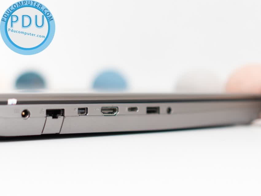 Asus ROG GL702VSK i7-7700HQ| Ram 16GB| HDD 1TB| FHD| GTX 1070 (8GB)