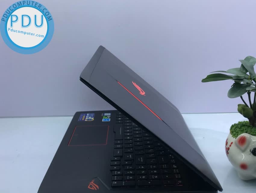 Laptop Cũ Asus GL553VD-FY305 i7-7700HQ| 8GB| HDD 1TB| NVIDIA GTX 1050 4GB| 15.6 inch FULL HD