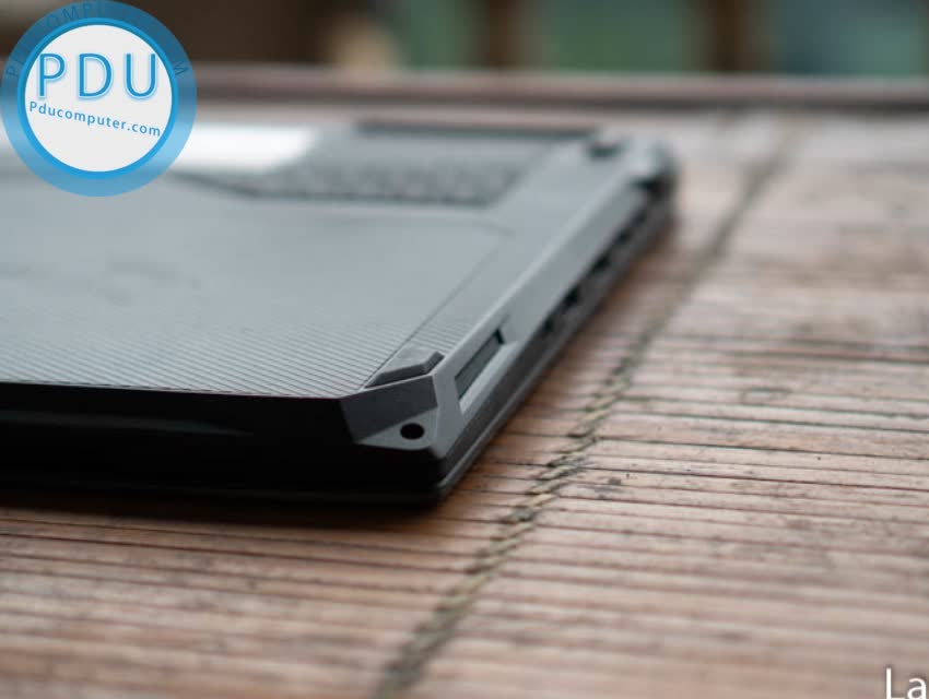 Laptop cũ Gaming Asus ROG Strix SCAR GL503 /Core i7-8750H /RAM 8GB, HDD 1TB + SSD 128GB, VGA 4GB NVIDIA GTX 1050Ti, 15.6 inch, FHD