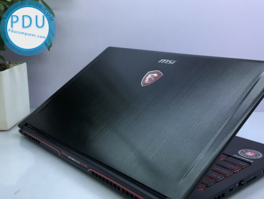 Laptop Cũ MSI GS63 6RF Stealth Pro Core i7-6700HQ, RAM 16GB, SSD 128+HDD 1TB, NVIDIA GeForce GTX 1060 (6GB), 15.6 inch Full HD