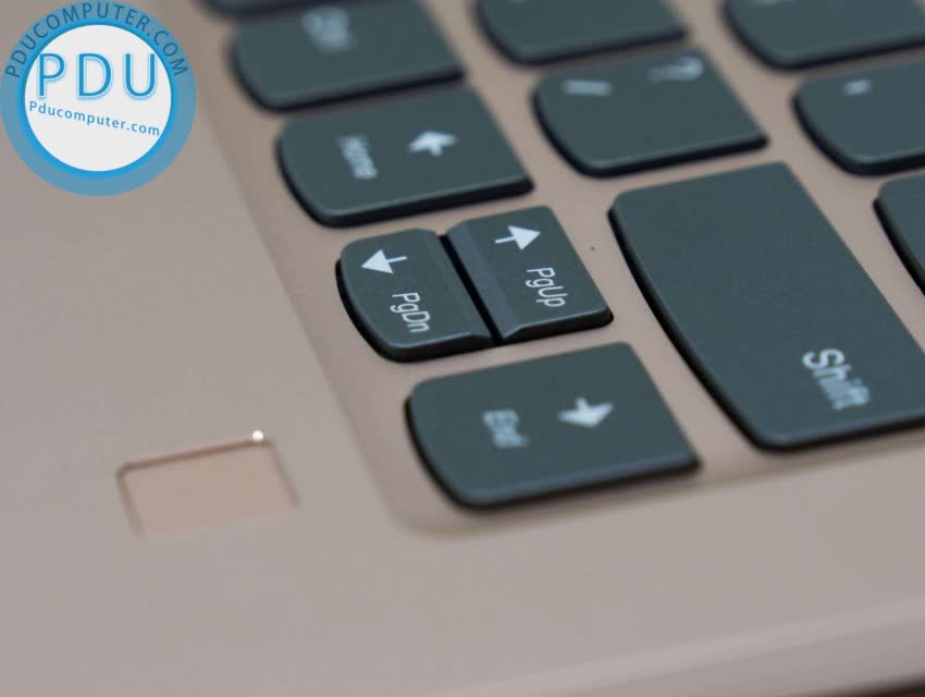 Laptop Lenovo Yoga 920 /i7 -8550U/ 16GB Ram/ 256GB SSD/ Card on/ FHD cảm ứng