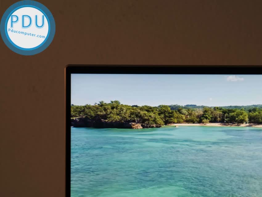 Laptop Lenovo Yoga 920 /i7 -8550U/ 16GB Ram/ 256GB SSD/ Card on/ FHD cảm ứng