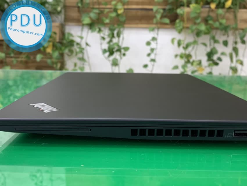 [NEW SEAL] Lenovo Thinkpad T490S 14 inch / Core i5 8265U / RAM 8GB / SSD 256GB / 14″ FHD