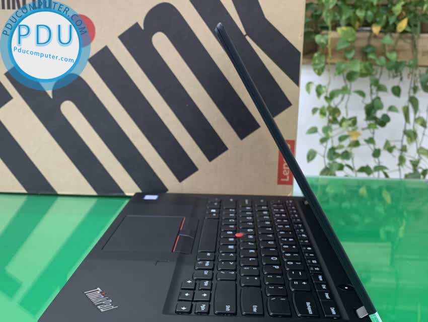 [NEW SEAL] Lenovo Thinkpad T490S 14 inch / Core i5 8265U / RAM 8GB / SSD 256GB / 14″ FHD