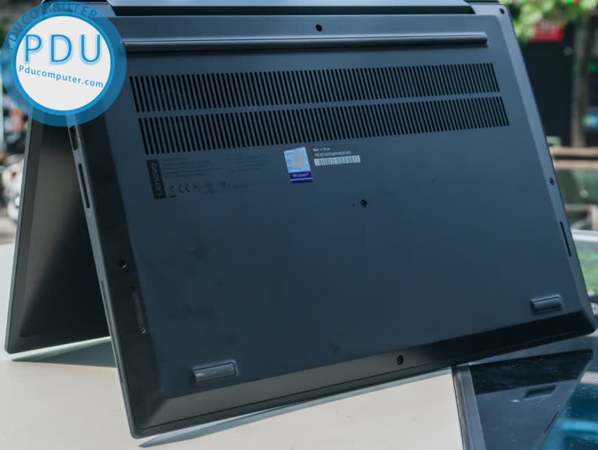 ThinkPad P1 (gen2) i7 9850H / RAM 16GB / SSD 512GB / Quadro T1000 15.6 Full HD