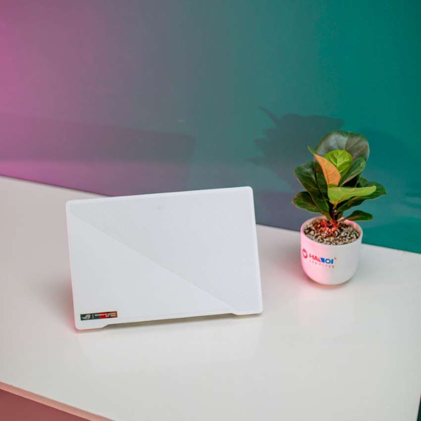 Laptop Asus Gaming ROG Zephyrus GA401II-HE155T (R7 4800HS/16GB RAM/512GB SSD/14 FHD 120Ghz/GTX 1650Ti 4GB/Win10/Túi/Trắng)