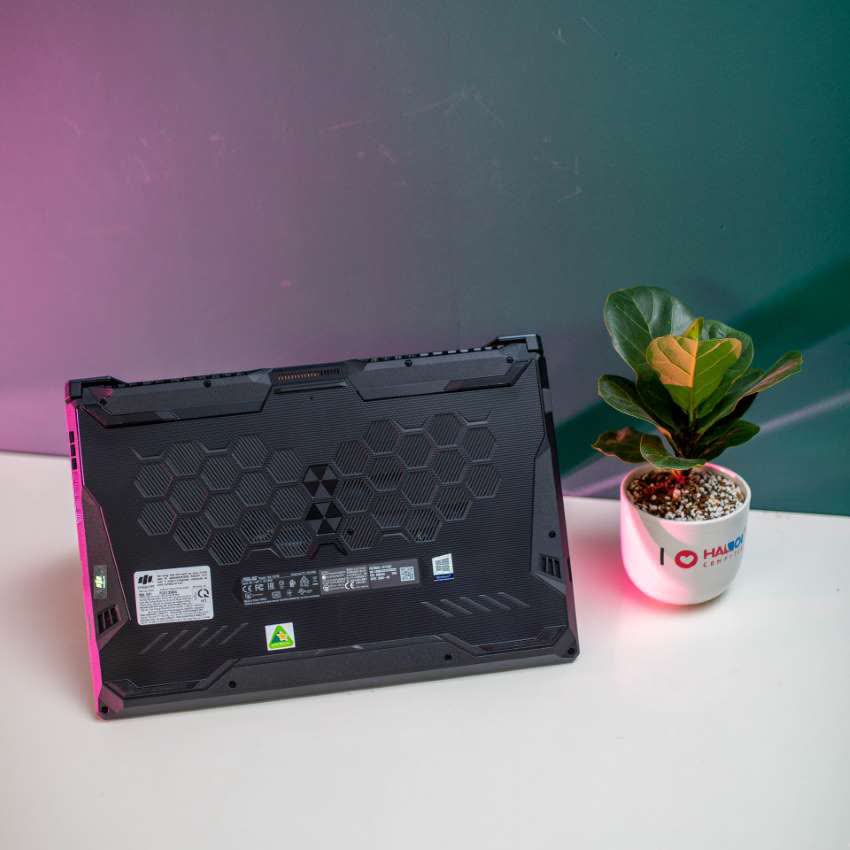 Laptop Asus Gaming TUF FA706II-H7125T (R5 4600H/8GB RAM/512GB SSD/17.3 FHD 120Ghz/GTX 1650Ti 4GB/Win10/Xám)