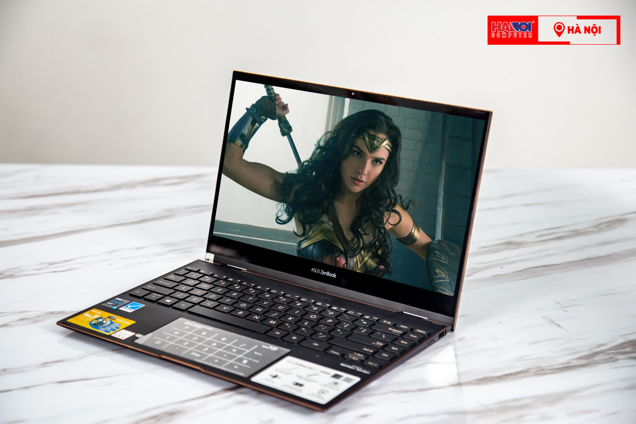 Laptop Asus ZenBook UX371EA-HL701TS (i7 1165G7/16GB RAM/1TB SSD/13.3 4K Oled Cảm ứng/Win10/Bút/Túi/Đen)