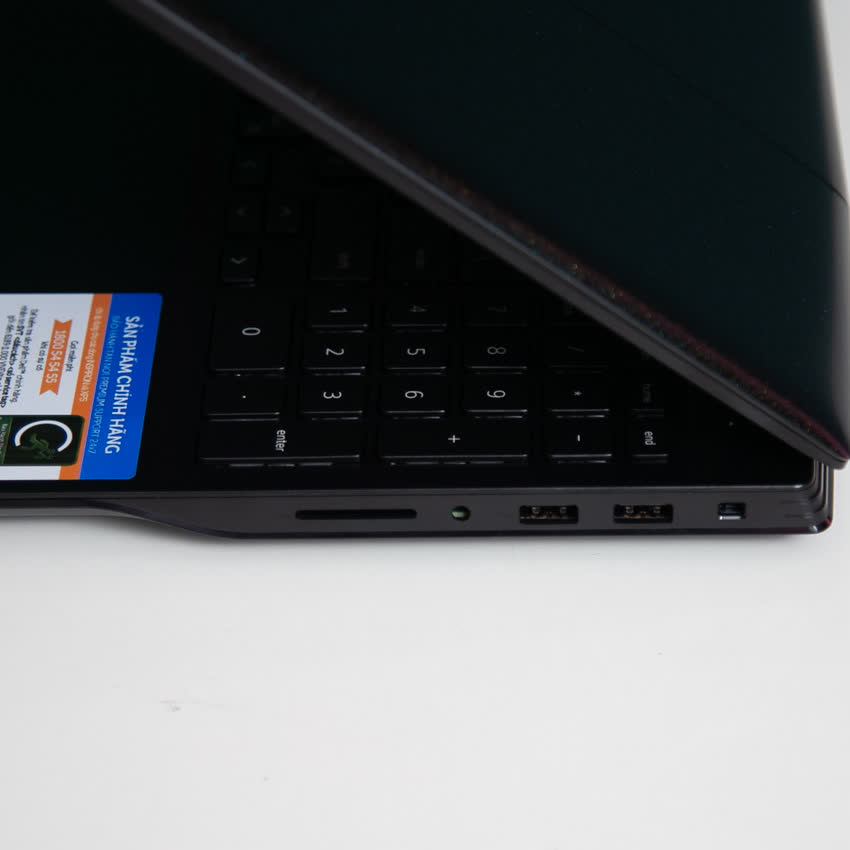 Laptop Dell Gaming G5 15 5500 (70225485) (i7 10750H/2*4GB RAM/ 512GB SSD/15.6 inch FHD 120Hz/GTX1660Ti 6G/Win10/Đen) (2020)