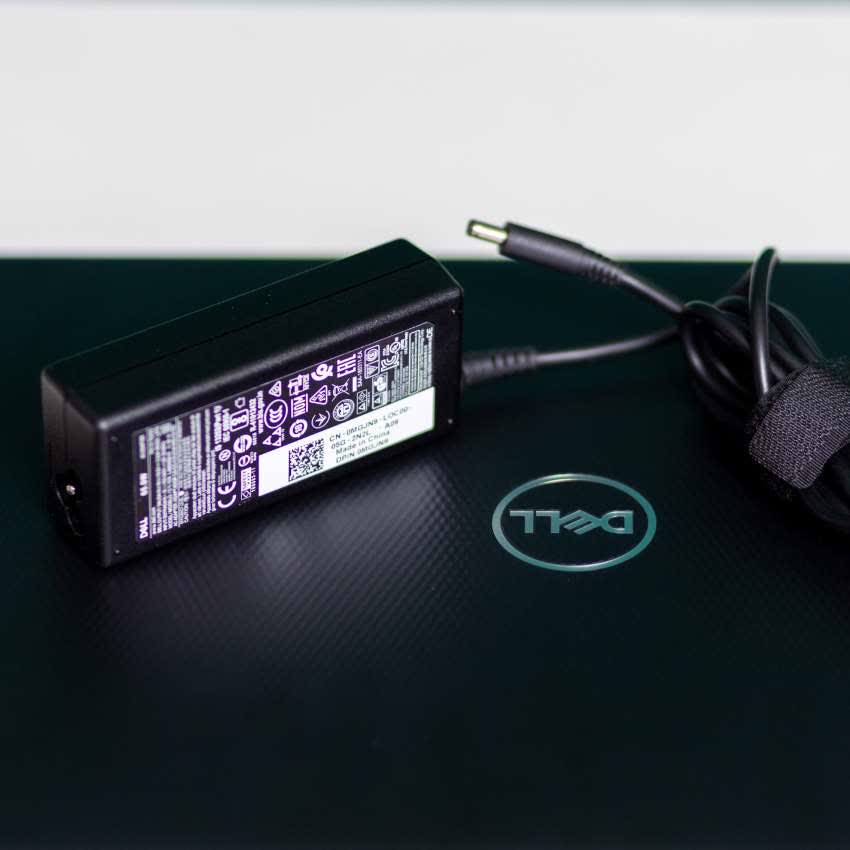 Laptop Dell Inspiron 3593C (P75F013N93C) (i3 1005G1/4GB RAM/256GB SSD/15.6 inch FHD/Win 10/Đen)