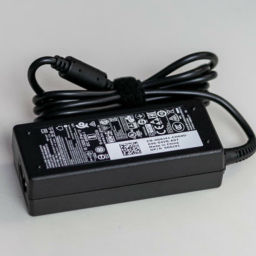 Laptop Dell Vostro 3590 (GRMGK2) (i7 10510U/8GB Ram/256GBSSD/ 15.6FHD/AMD 610 2G/DVDRW/FP/Win 10/Đen)