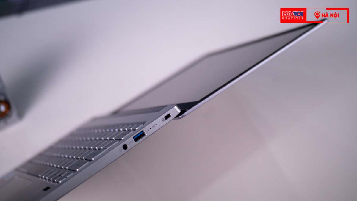 Laptop Acer Swift 3 SF313-53-503A (NX.A4JSV.002) (i5-1135G7/8GB RAM/512GB SSD/13.5 inch QHD IPS/Win10/Bạc) (2020)