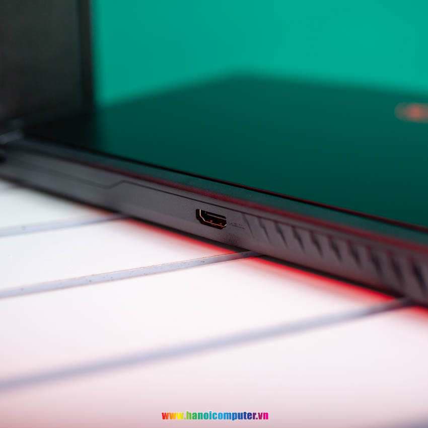 Laptop MSI Gaming GF63 10SCSR (830VN) (i7 10750H/8GB RAM/512GB SSD/GTX1650Ti DDR6/15.6 inch FHD 144Hz/Win10)