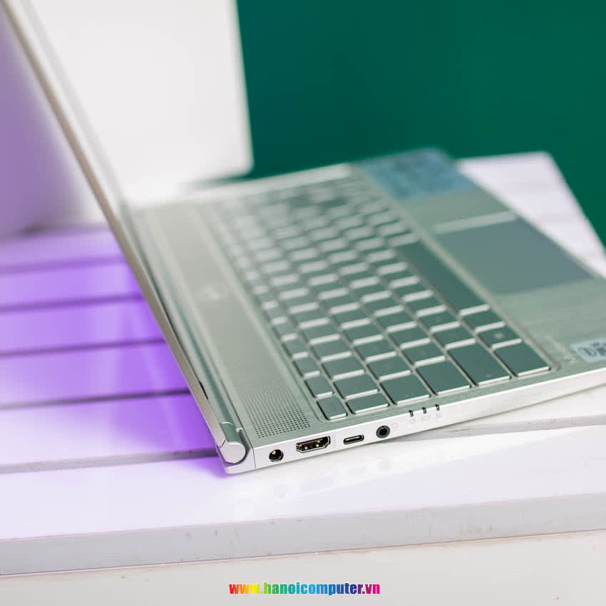 Laptop MSI Modern 14 A10M (692VN) (i5 10210U/8GB RAM/256GB SSD/14 inch FHD/Win 10/Bạc)