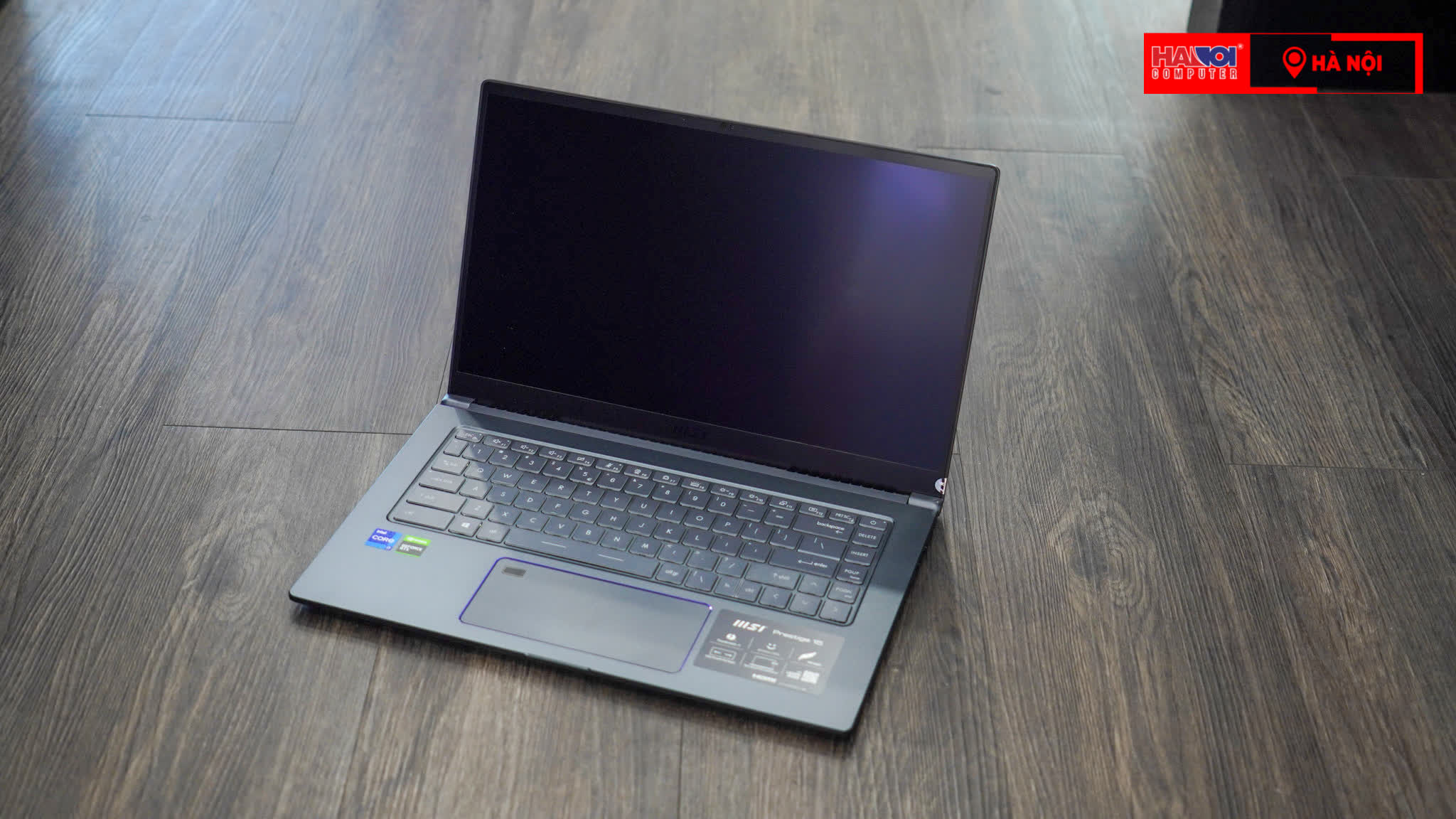 Laptop MSI Prestige 15 A11SCX (209VN) (i7 1185G7/16GB/512GB SSD/1650 Max Q/15.6FHD/Win10/Xám)