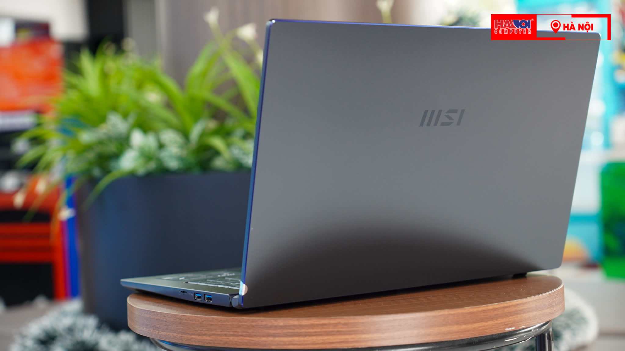 Laptop MSI Prestige 15 A11SCX (209VN) (i7 1185G7/16GB/512GB SSD/1650 Max Q/15.6FHD/Win10/Xám)