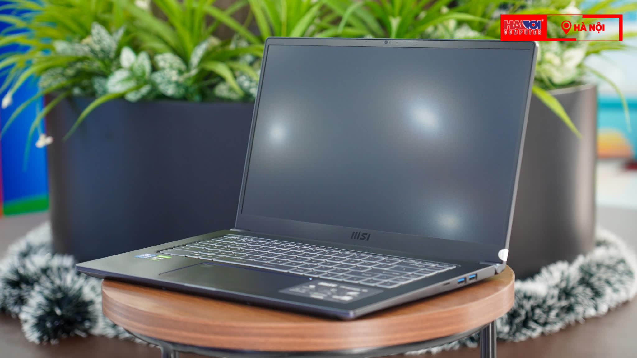 Laptop MSI Prestige 15 A11SCX (210VN) (i7 1185G7/32GB/1TB SSD/1650 Max Q/15.6UHD 4K/Win10/Xám)