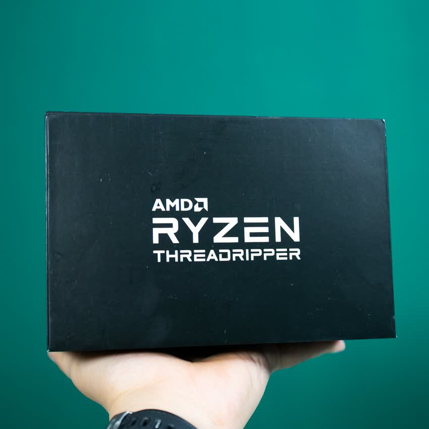 CPU AMD Ryzen Threadripper 3960X (3.8GHz turbo up to 4.5GHz, 24 nhân 48 luồng, 140MB Cache, 280W) - Socket sTRX4