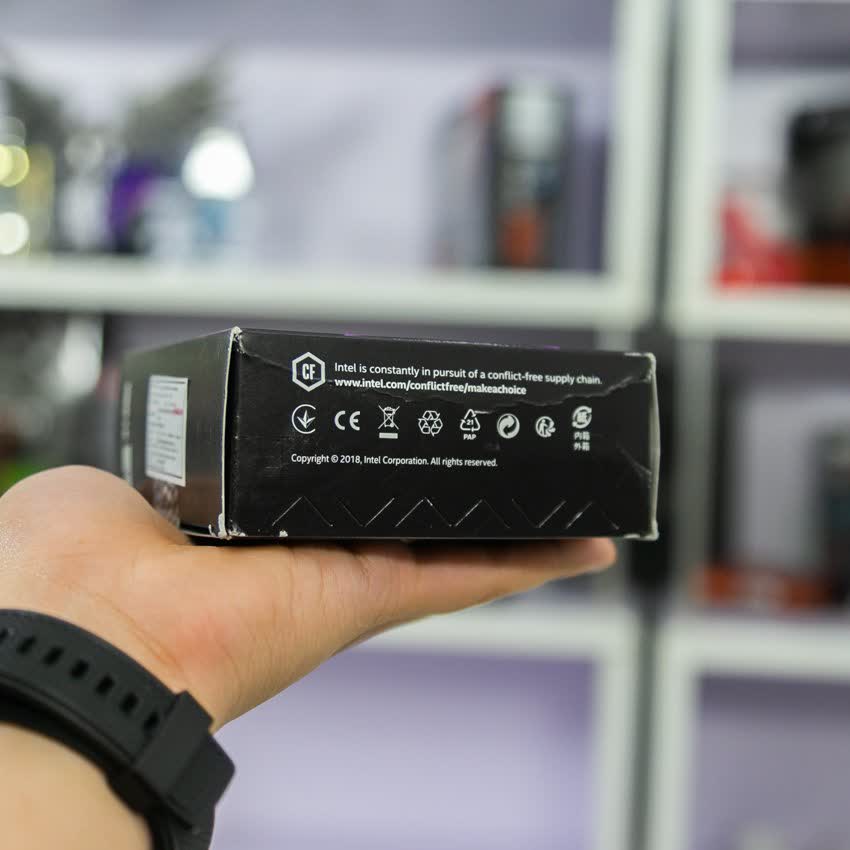 CPU Intel Core i9-9940X (3.3GHz turbo up to 4.4GHz, 14 nhân 28 luồng, 19.25MB Cache, 165W) - Socket Intel LGA 2066