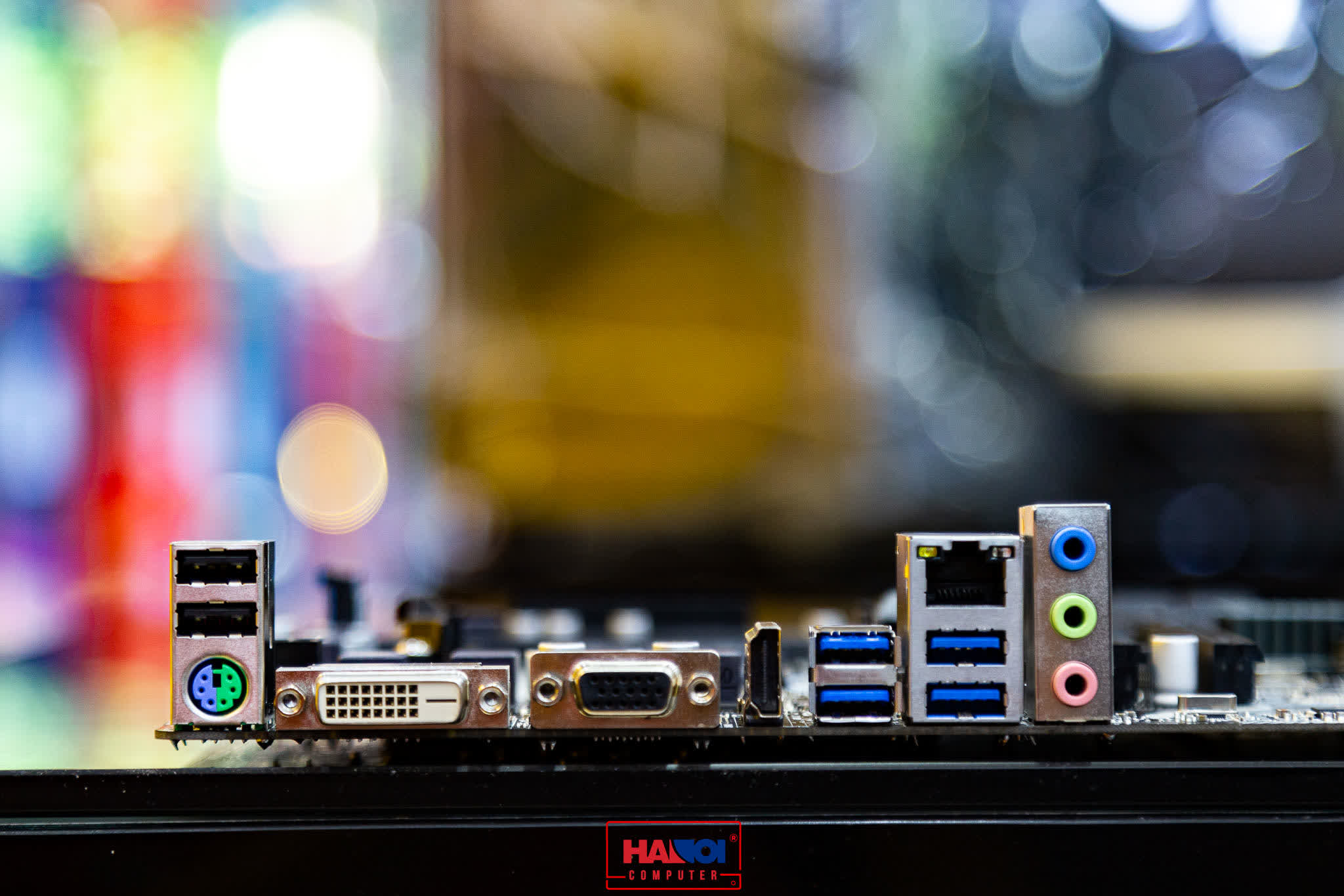 Mainboard ASROCK A320M-HDV R4.0 (AMD A320M, Socket AM4,,m-ATX, 2 khe RAM DDR4)