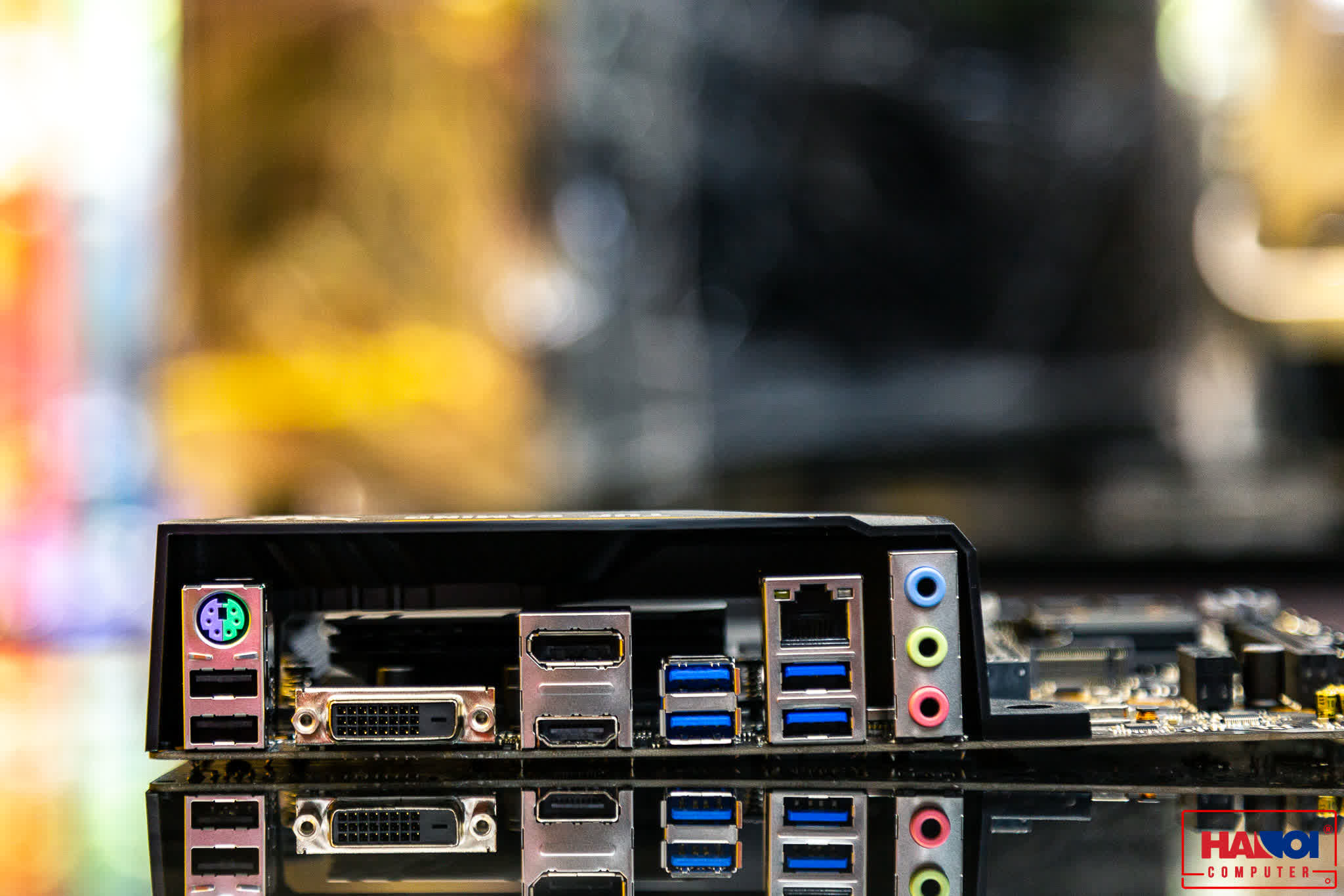 Mainboard ASUS TUF B365M-PLUS GAMING (Intel B365 ,Socket 1151, m-ATX, 4 khe RAM DDR4)