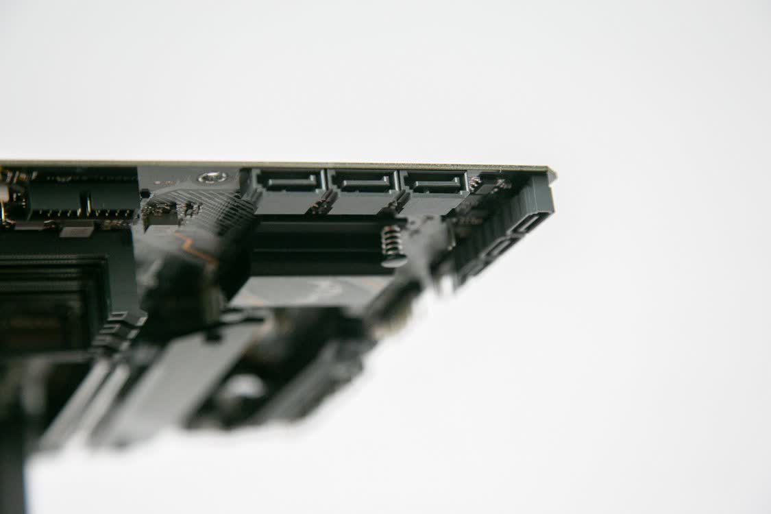 Mainboard ASUS TUF GAMING B460M-PLUS (Intel B460, Socket 1200, m-ATX, 4 khe Ram DDR4)