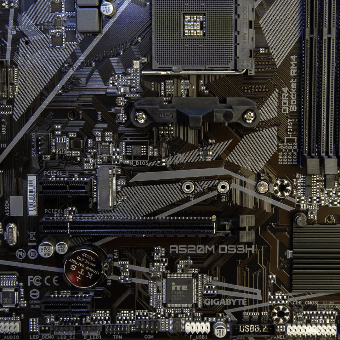 Mainboard Gigabyte A520M-DS3H (AMD A520, Socket 1200, m-ATX, 4 khe RAM DDR4)