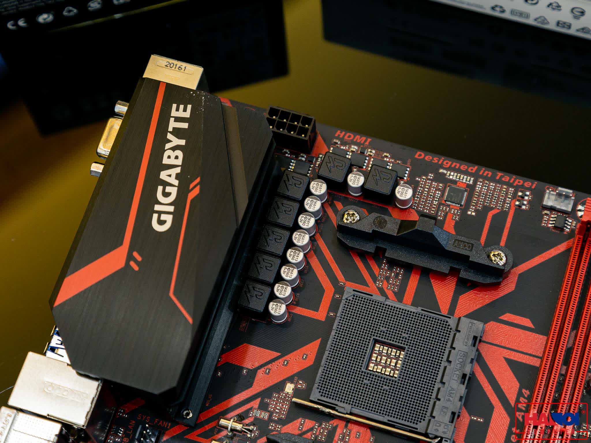 Mainboard GIGABYTE B450M-Gaming (AMD B450, Socket AM4, m-ATX, 2 khe RAM DDR4)